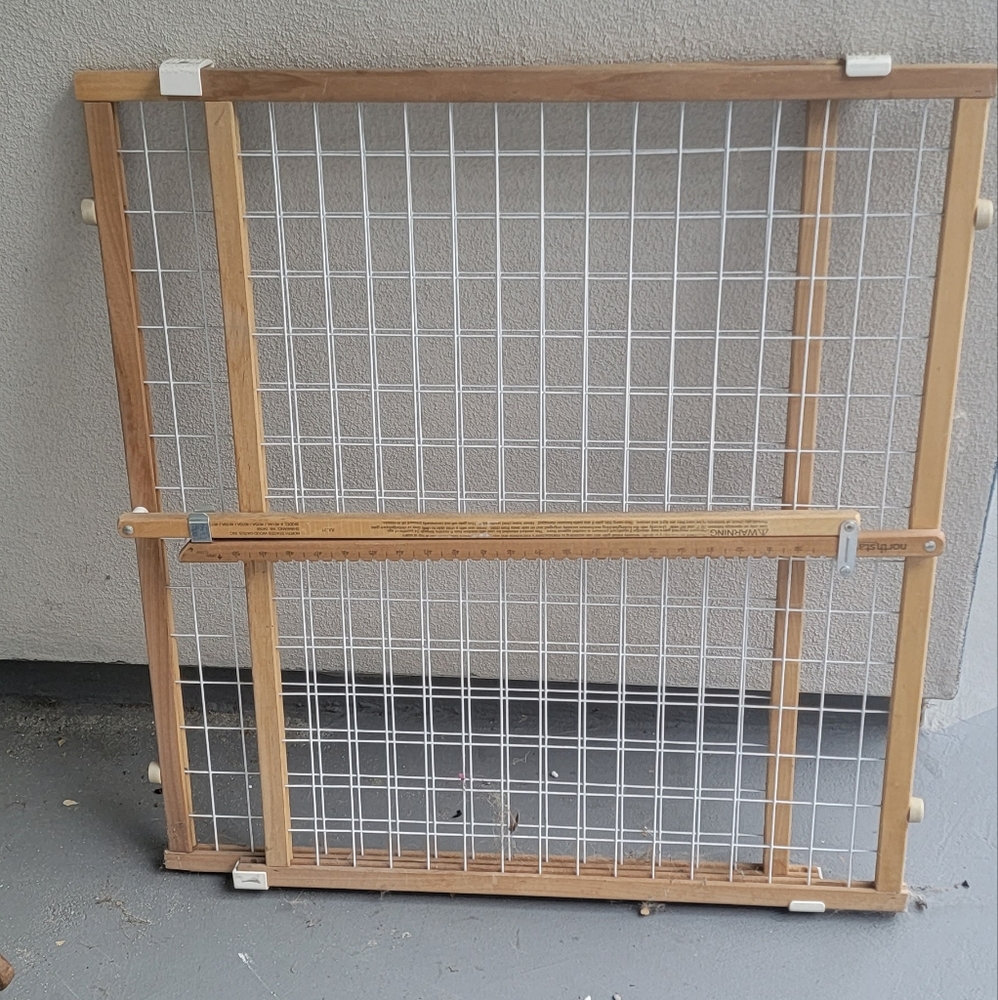 Baby gate